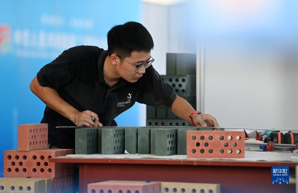 奔驰宝马游戏不输的玩法
